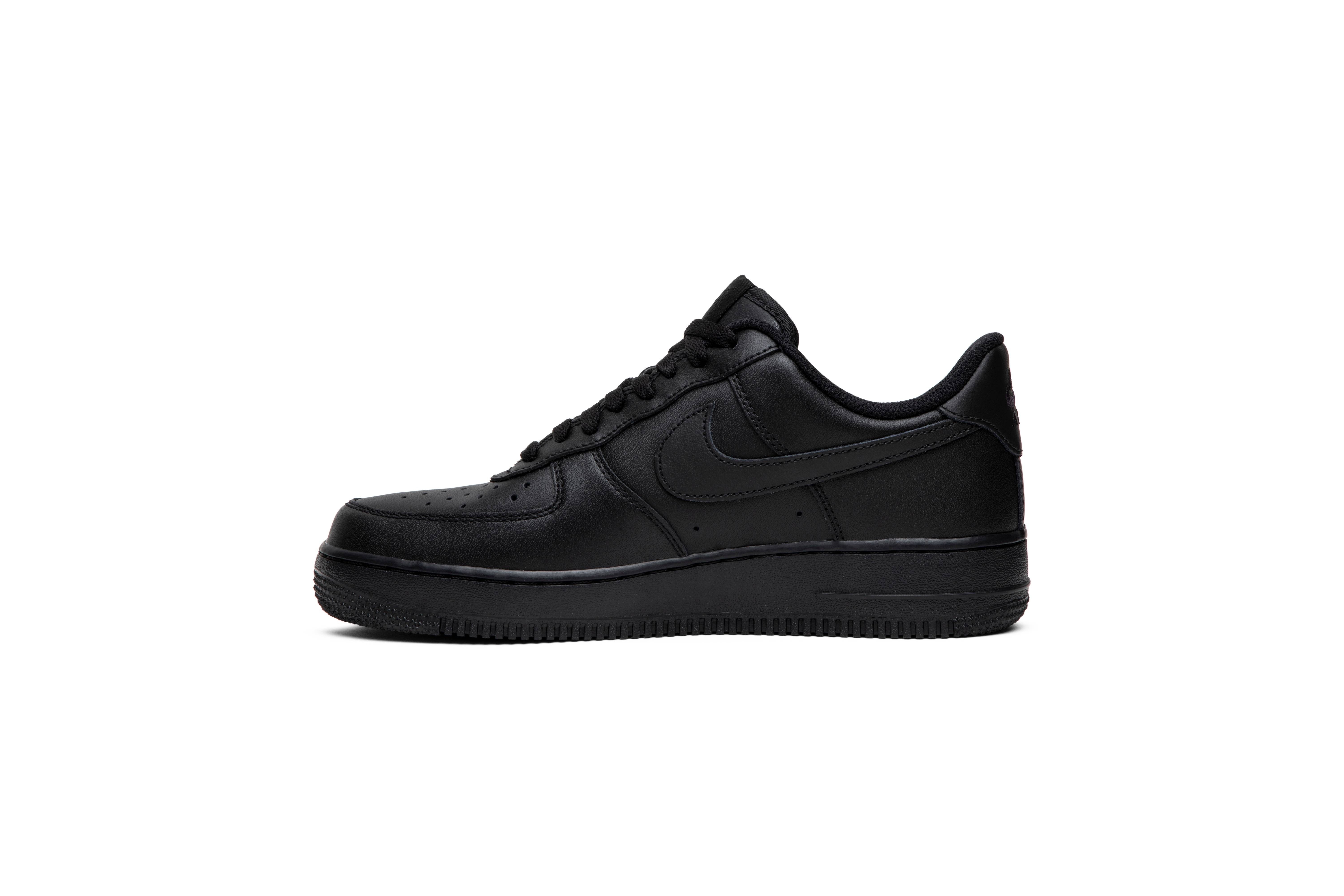 Air Force 1 '07 'Black' - 3