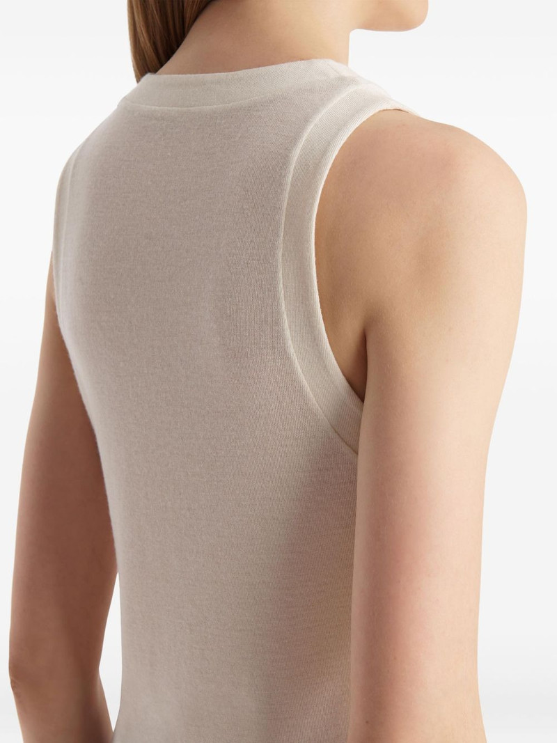 Isha sleeveless top 5