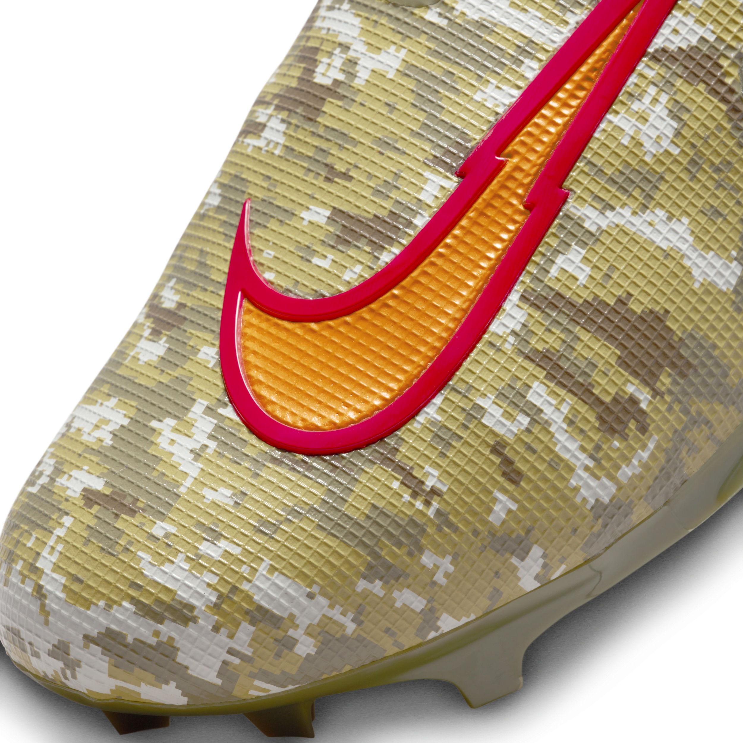 スパイク Nike Alpha Menace Elite 3 \"Travis Kelce\" Size 8 - Nike Alpha Menace Elite 3 Travis Kelce Camo Cleats