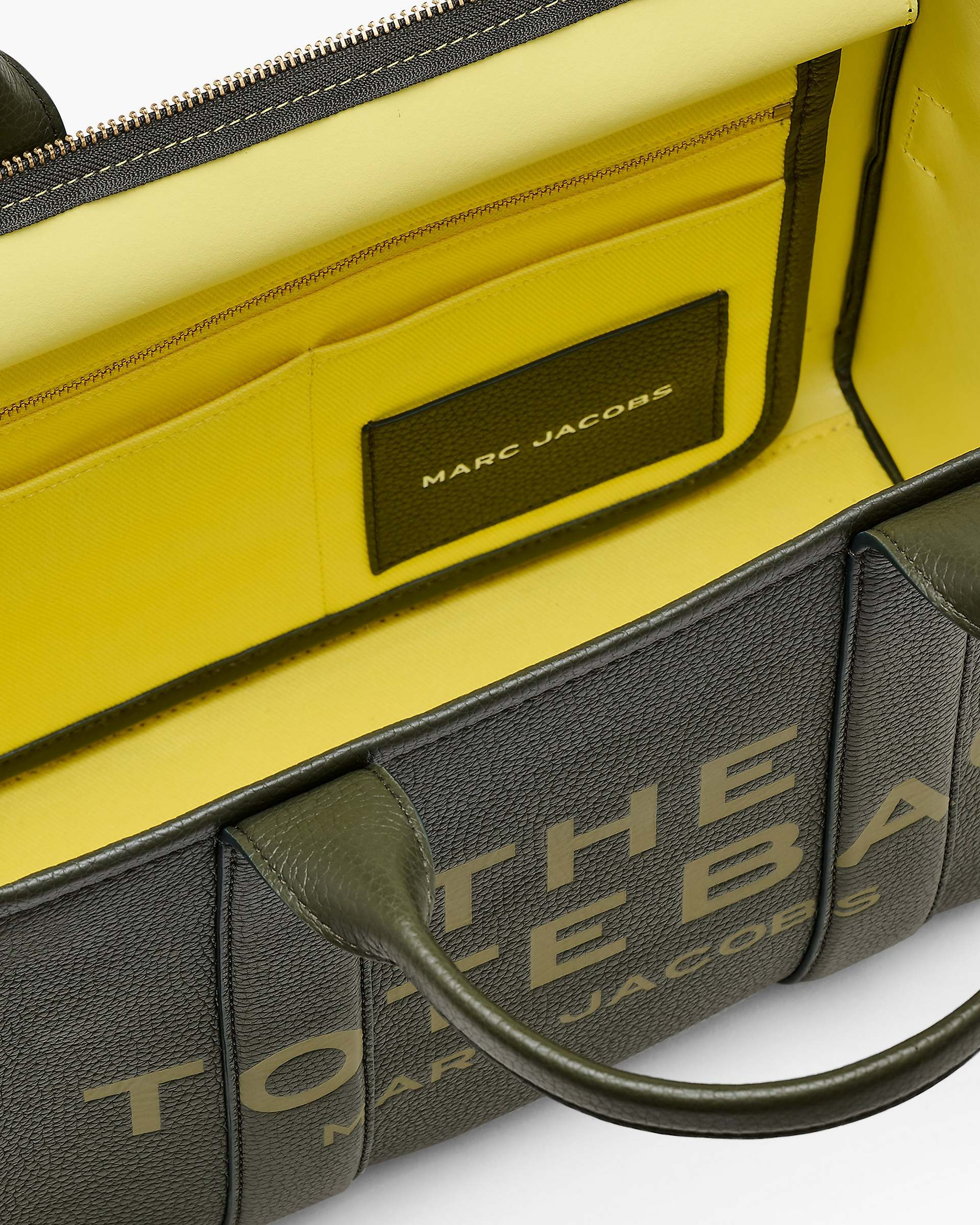 THE LEATHER MEDIUM TOTE BAG - 6