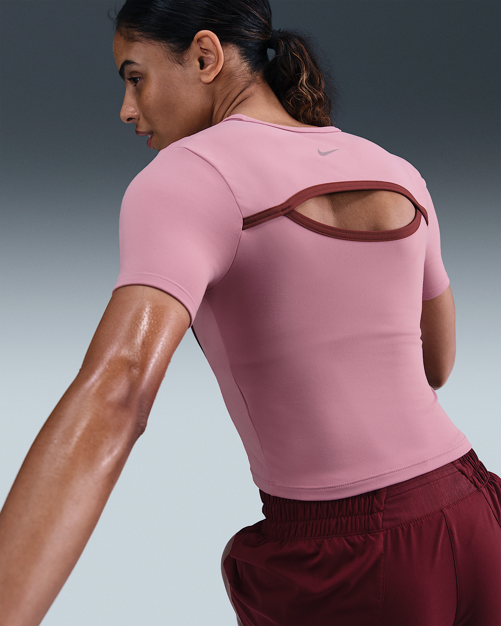 Nike One Fitted Women's Dri-FIT Short-Sleeve Top - 2