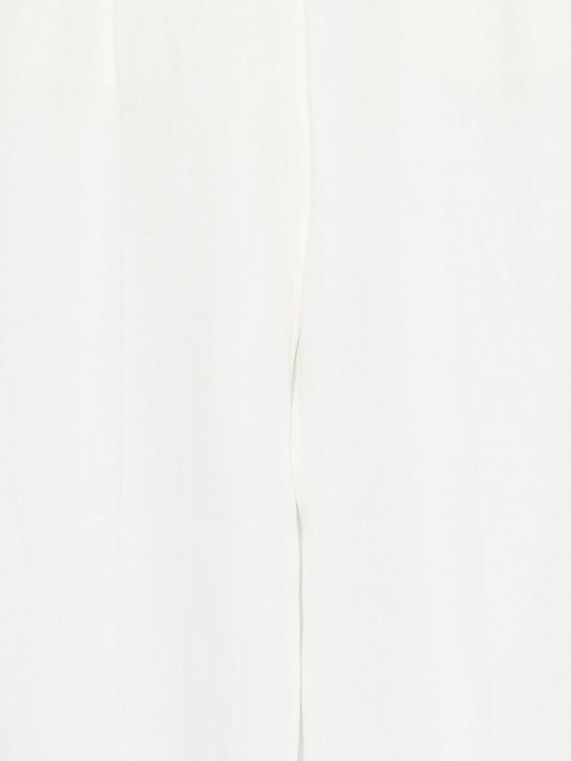 belt-loop trousers 3