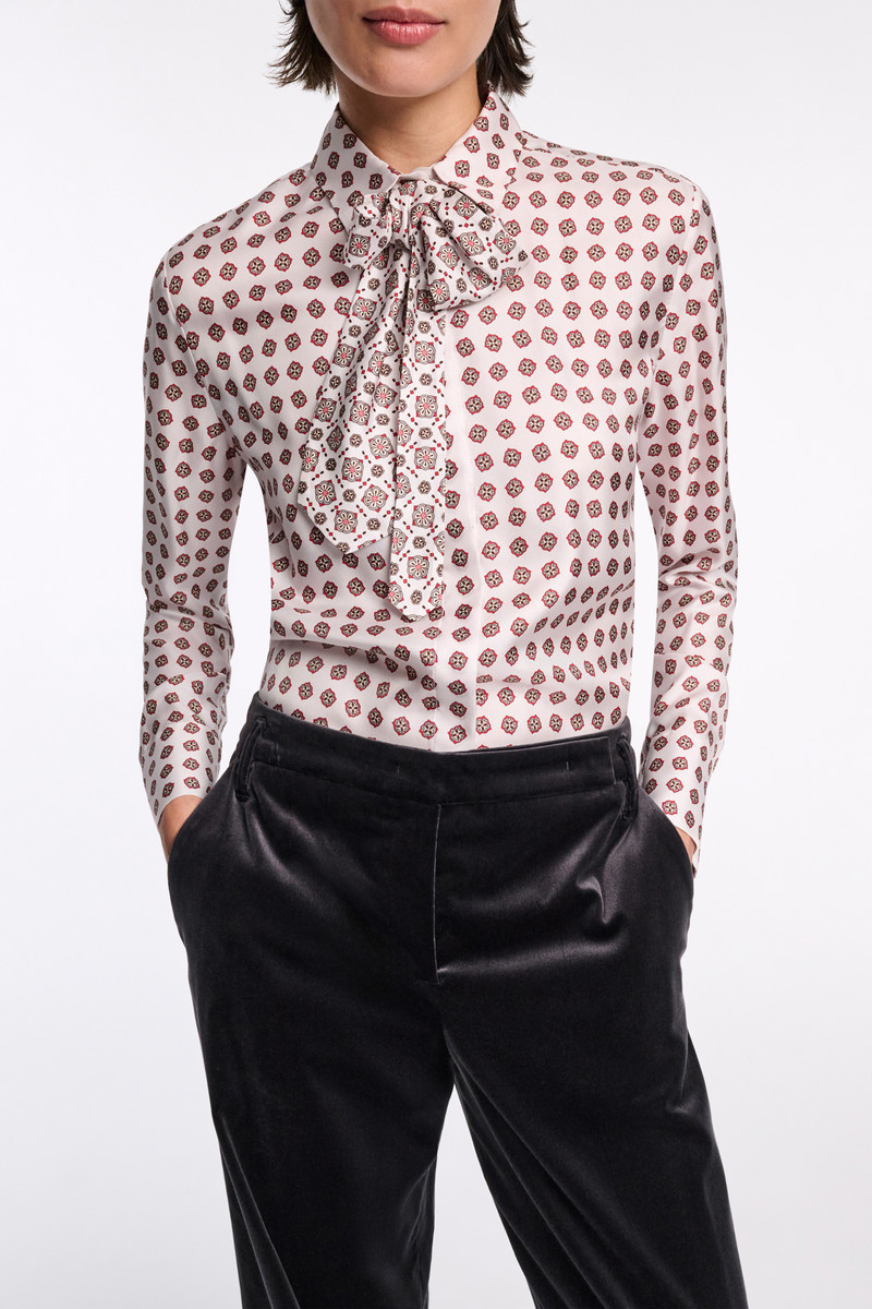 GRAPHIC DREAMS blouse 4