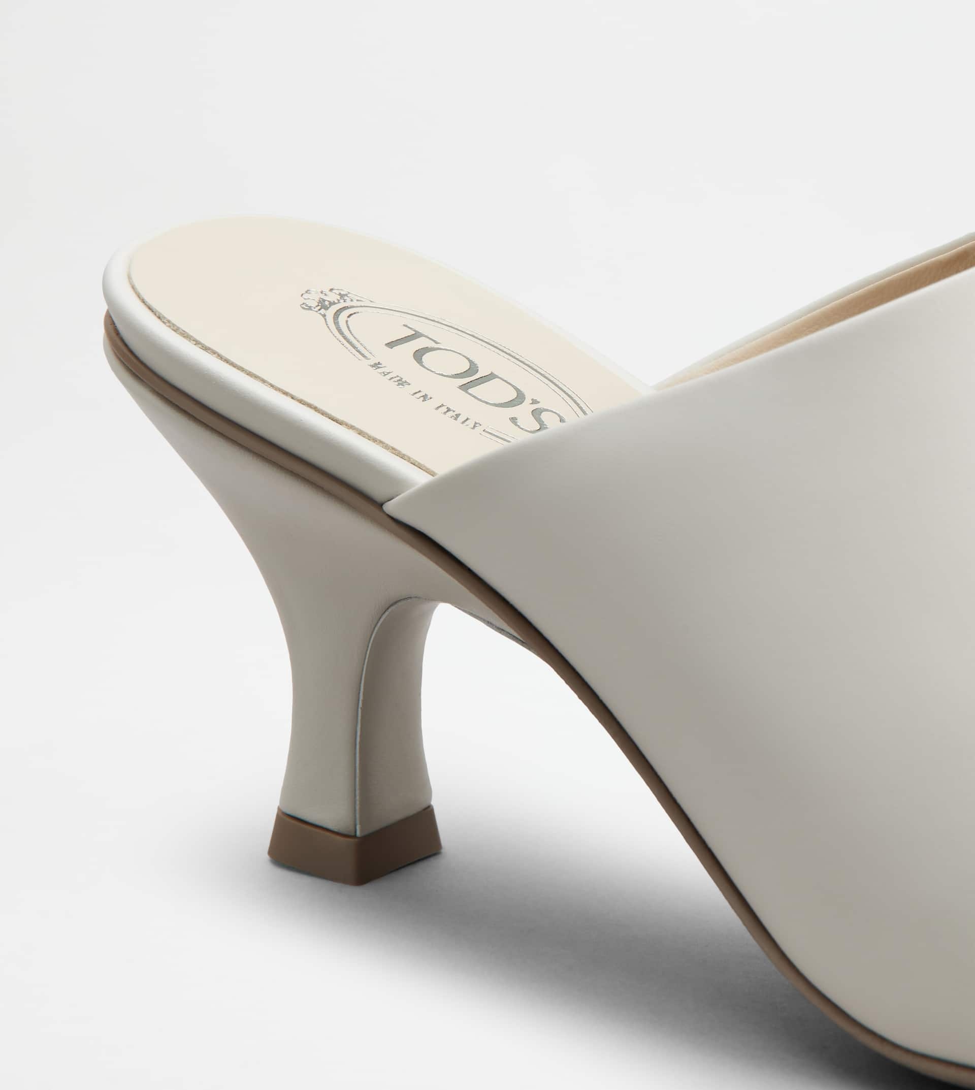 MULES IN LEATHER - WHITE - 6
