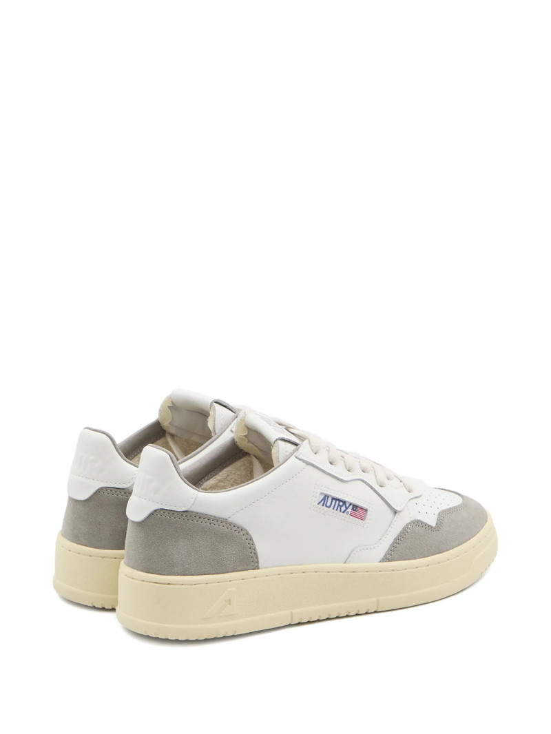 AUTRY Autry Medalist Low Sneakers outlook