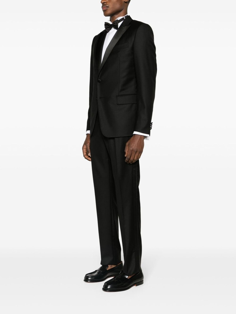 single-breasted wool suit 3