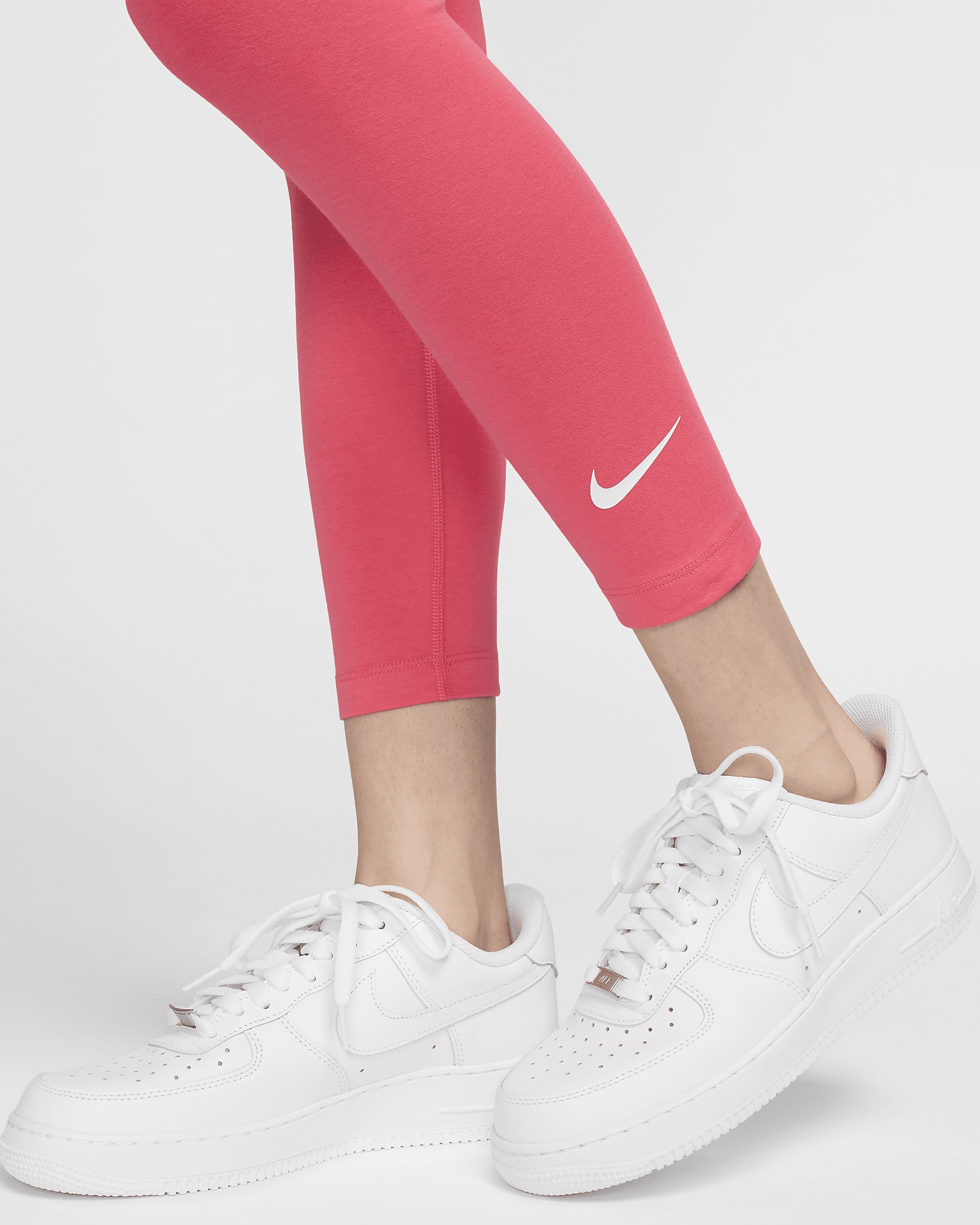 Nike Sportswear Classic Women's High-Waisted 7/8 Leggings - 3