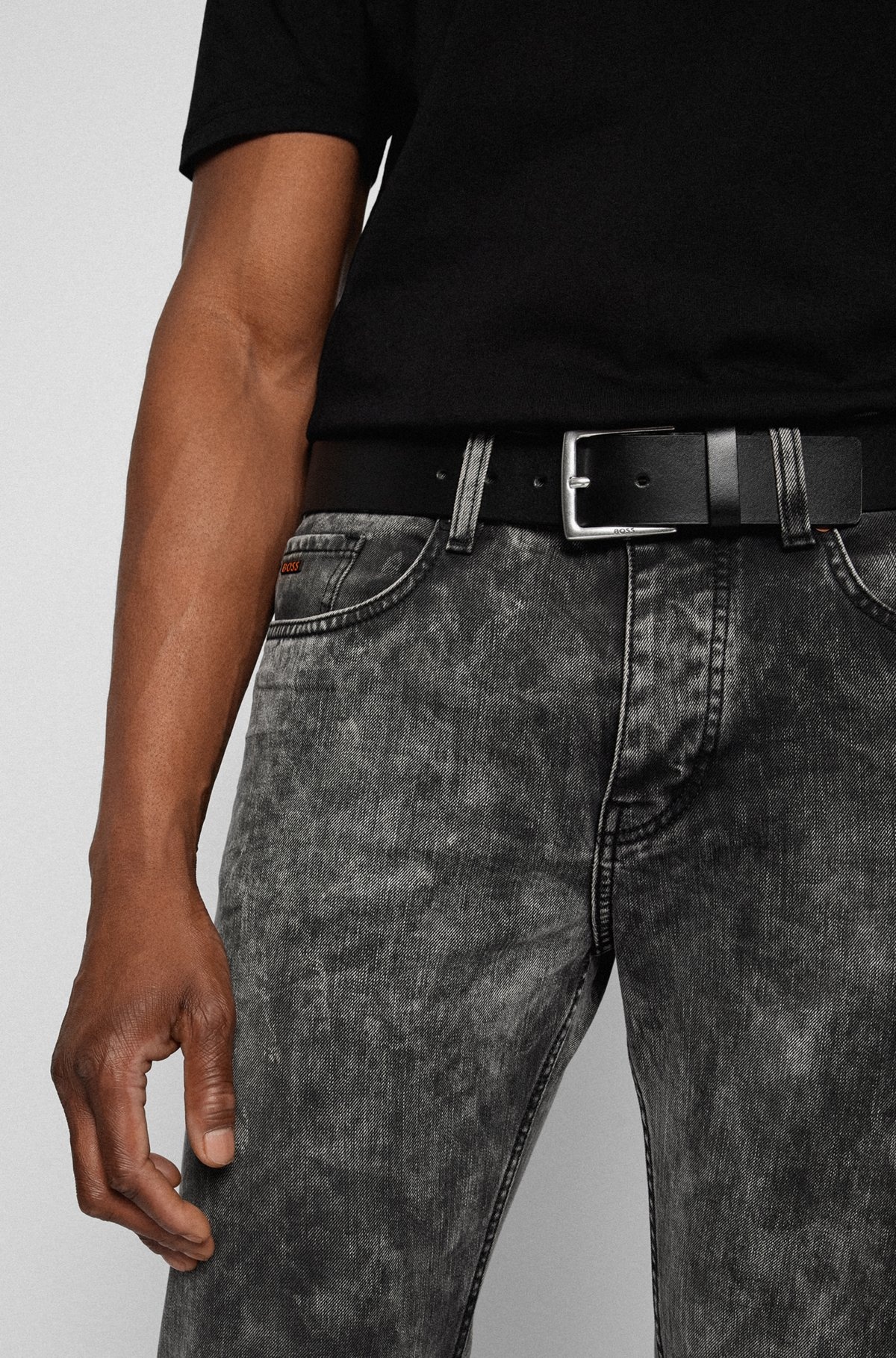 ITALIAN-LEATHER BELT WITH ANTIQUE-EFFECT HARDWARE - 2