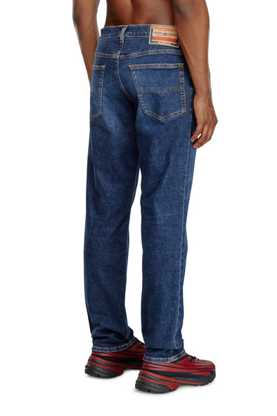 Diesel TAPERED JEANS 2023 D-FINITIVE 09J47 outlook