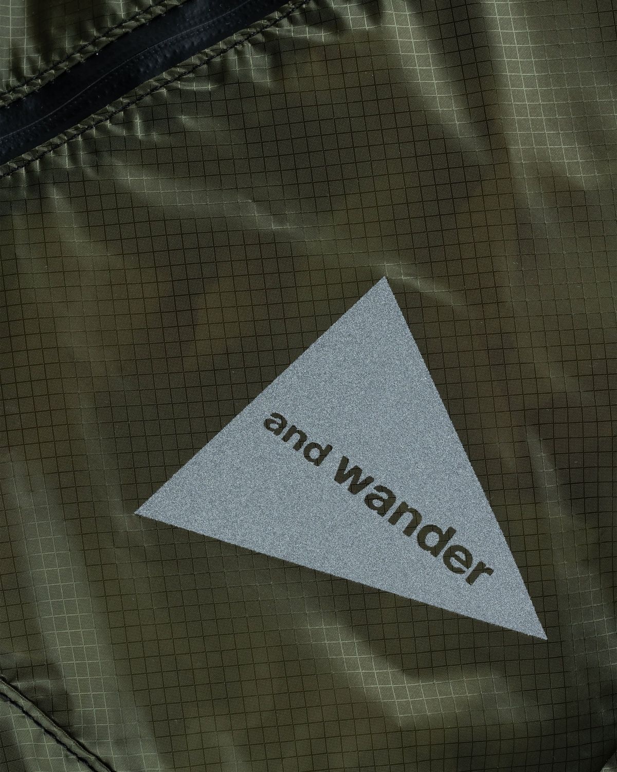 and Wander And Wander – Sil Daypack Khaki