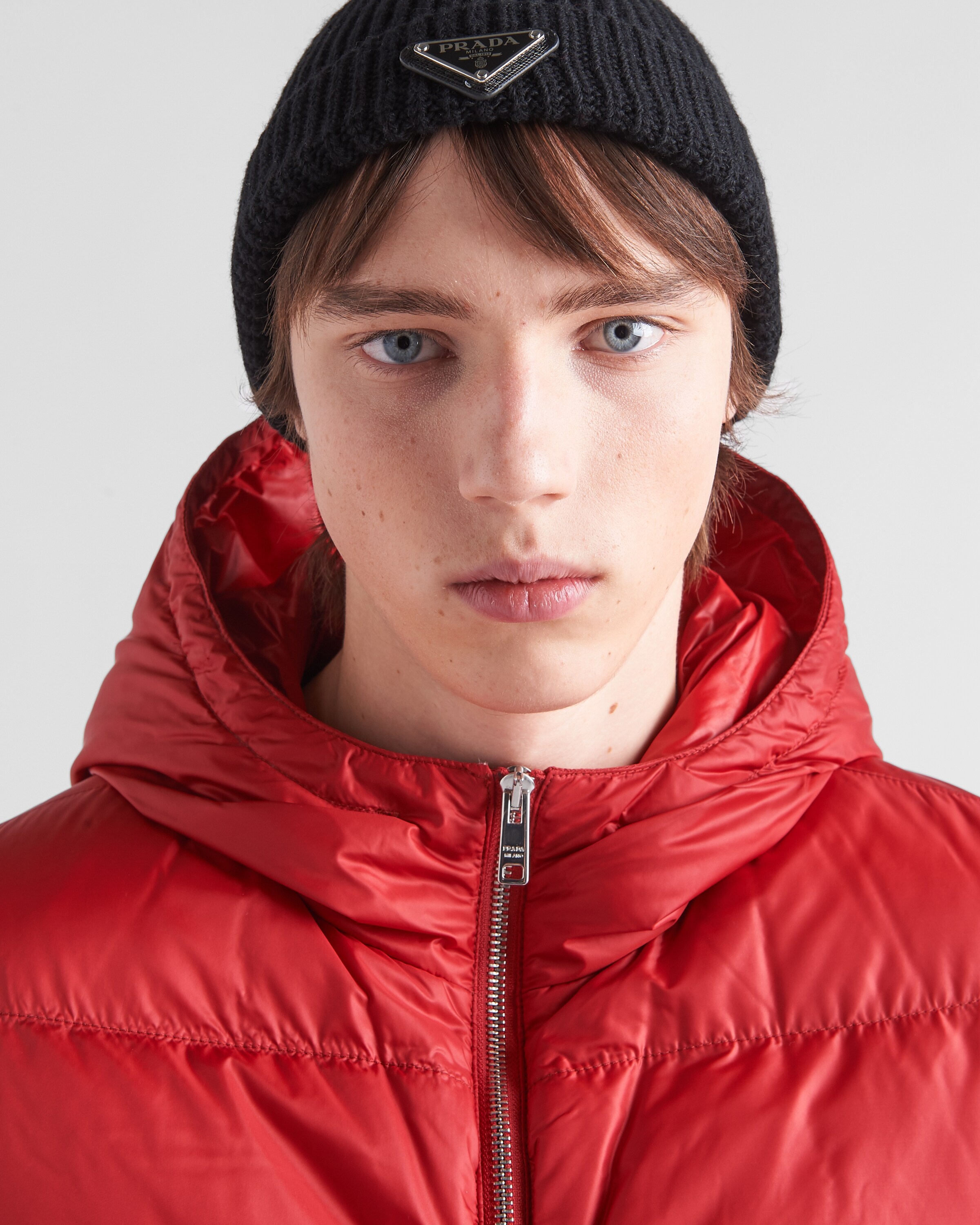 Regenerated Re-Nylon down vest - 3