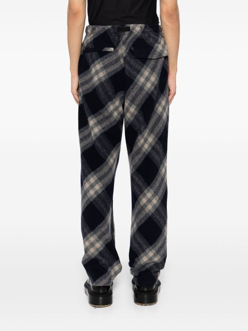 check pants 4