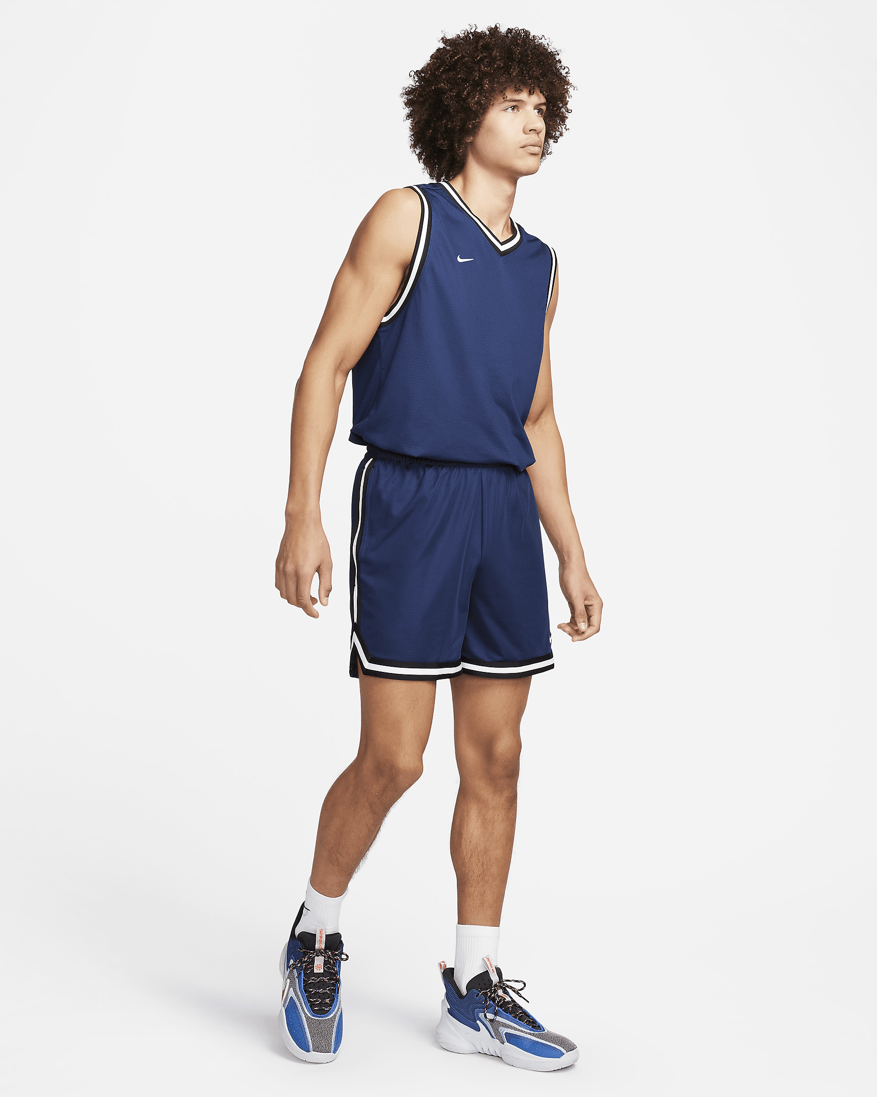 Nike DNA Men's Dri-FIT 6" Basketball Shorts - 8