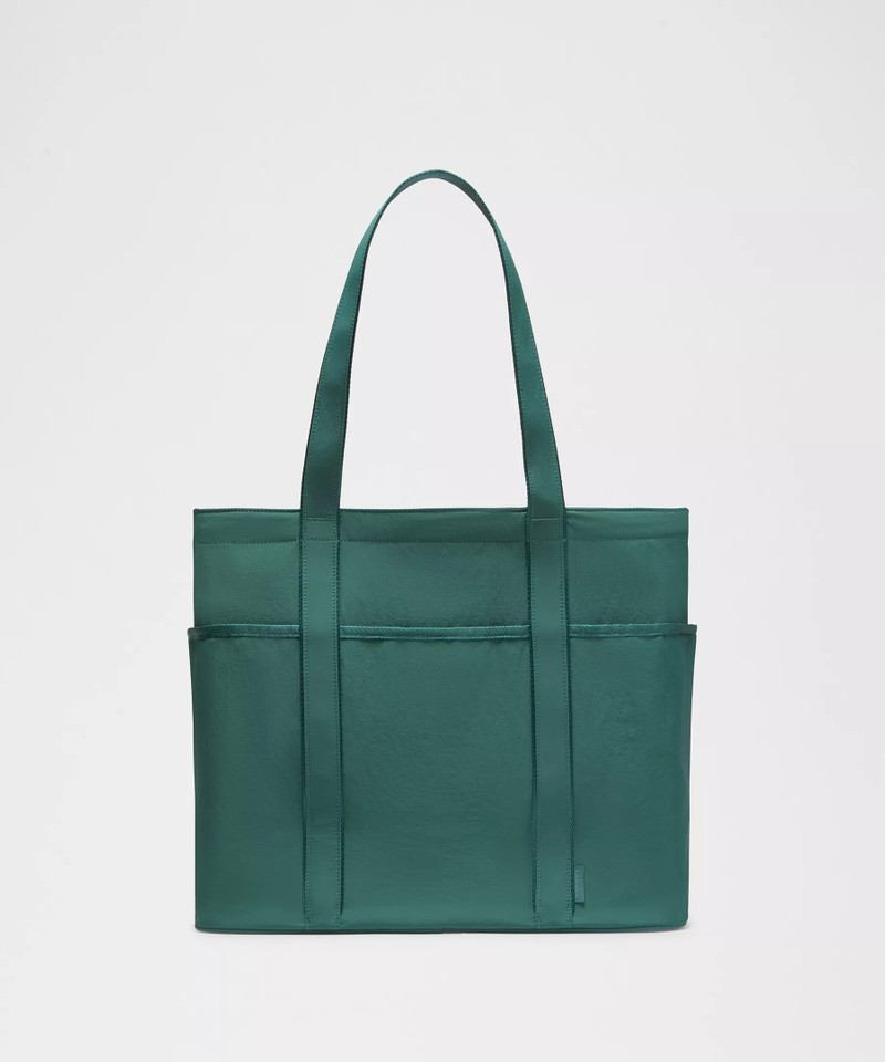 Daily Multi-Pocket Tote Bag 20L 3