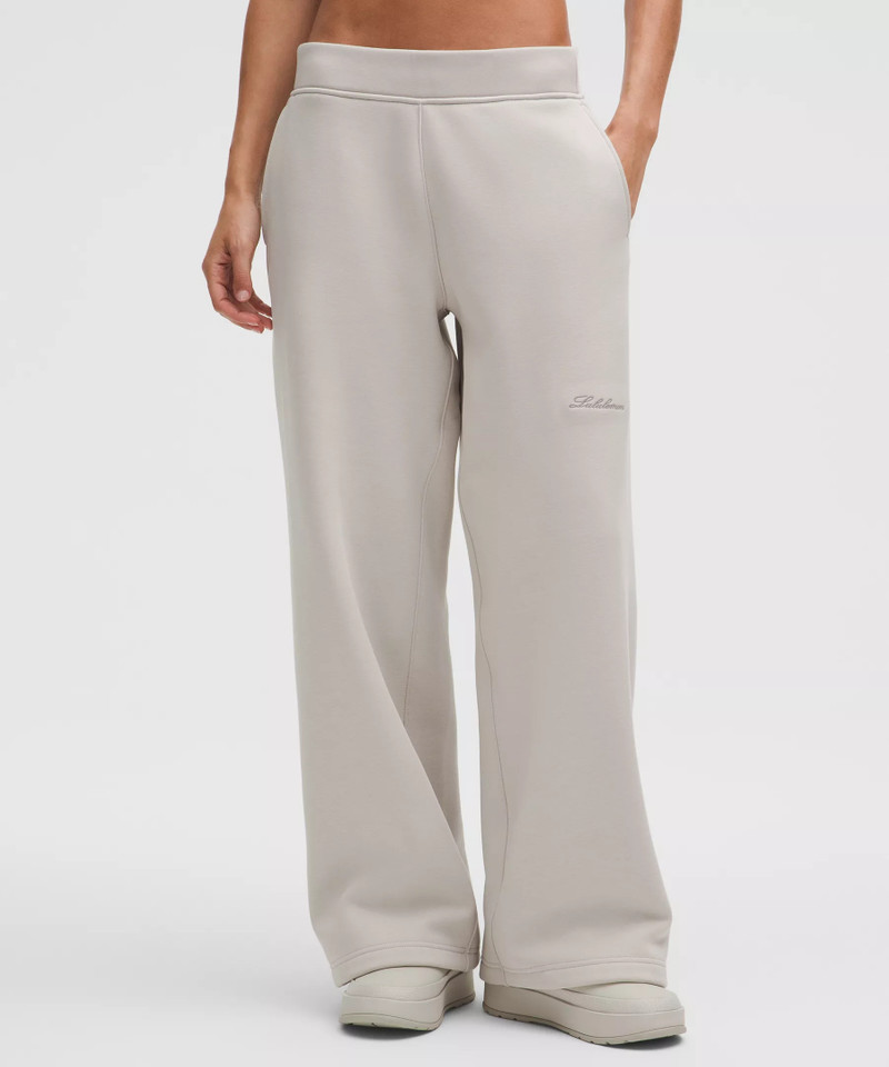 lululemon Women's Big Cozy Ultra-Oversized Wide-Leg Pant *Regular outlook
