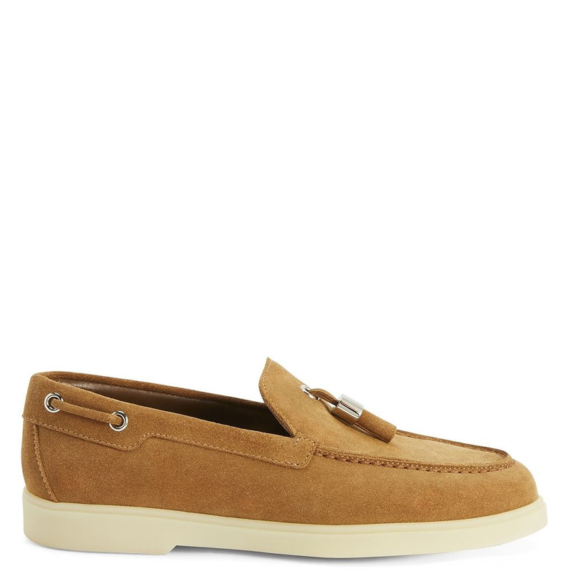 The Maui Tassels 1