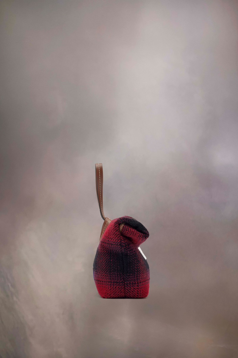 Maison Margiela Paper Clutch outlook