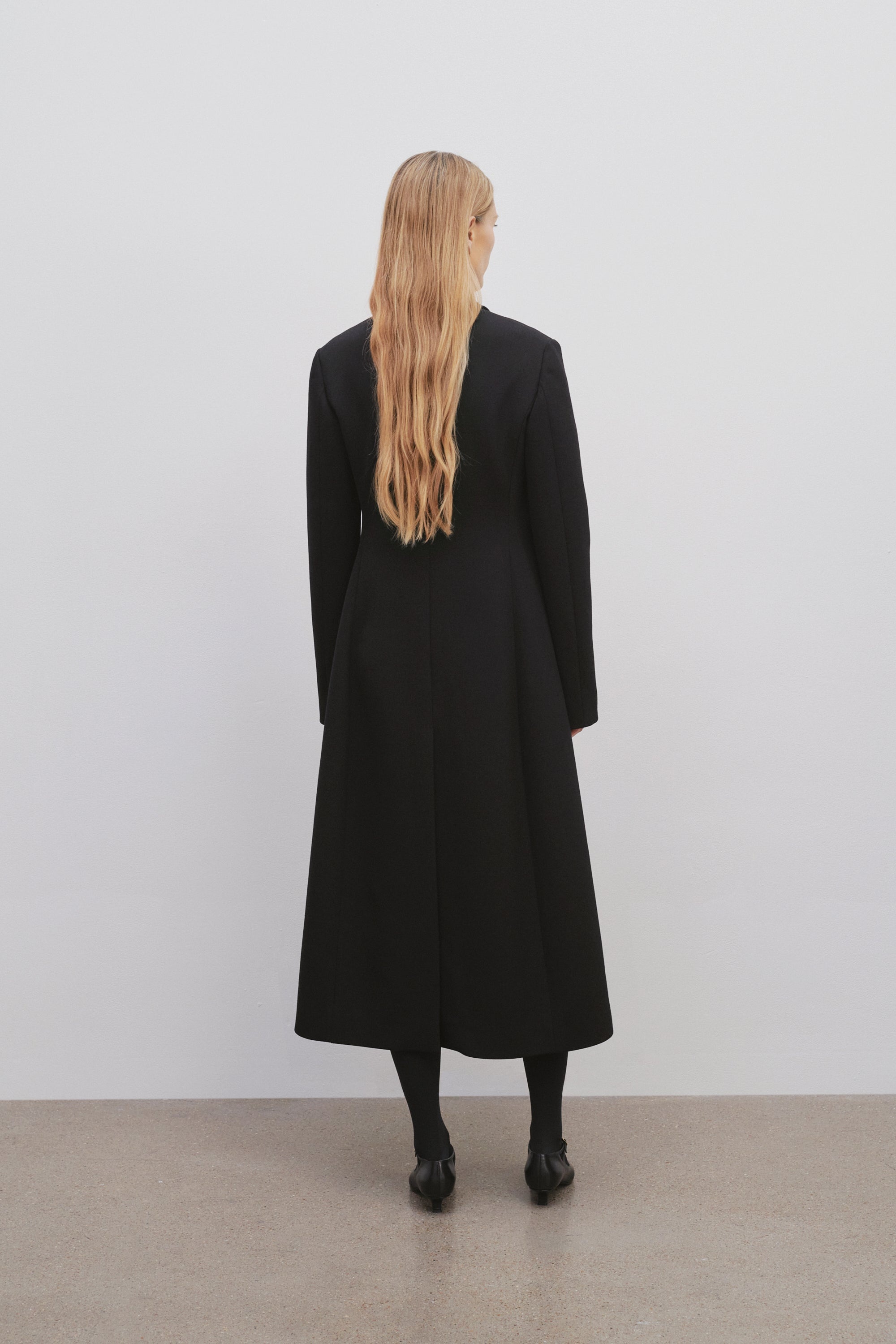 Medea Coat in Virgin Wool - 5