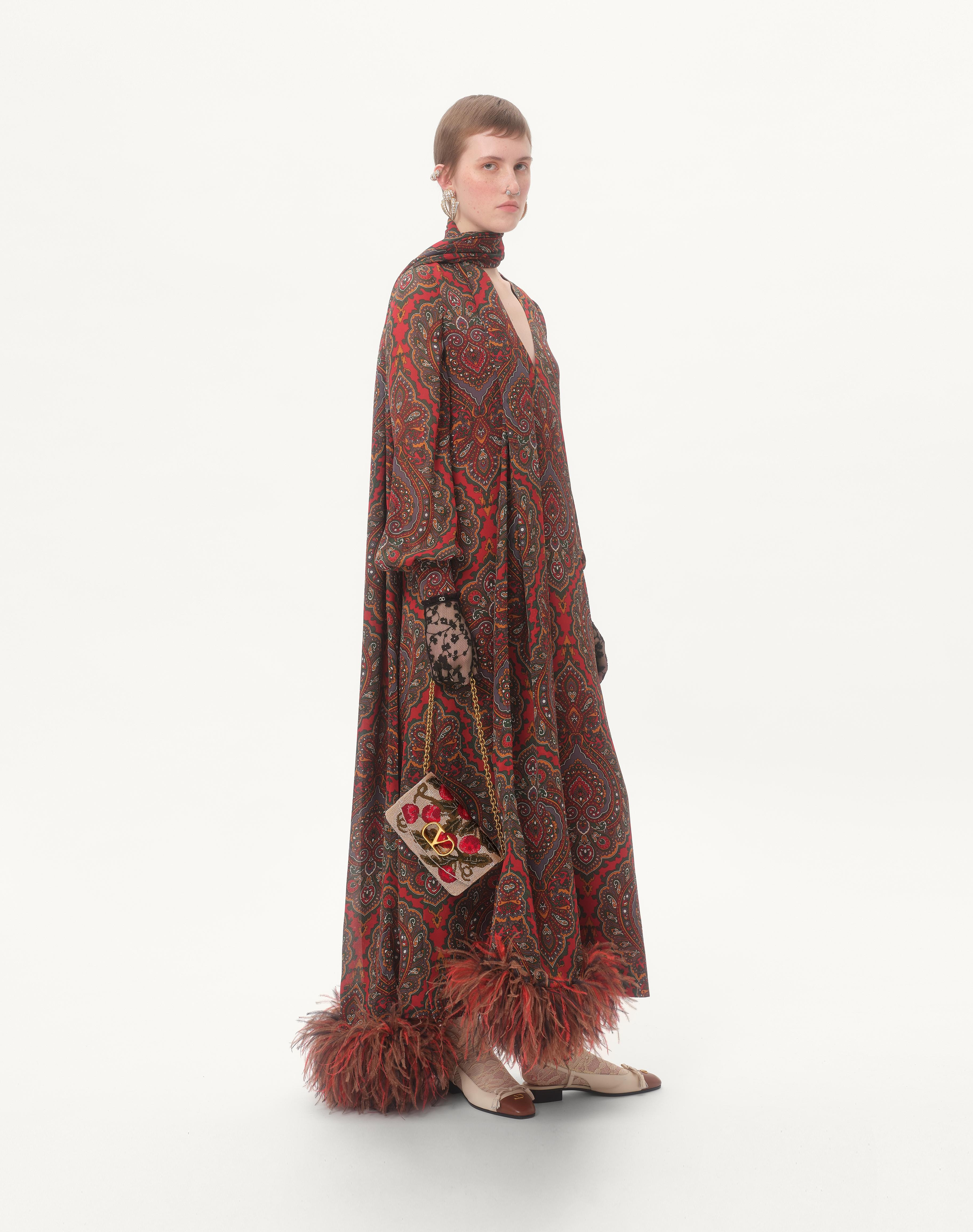 VALENTINO GARAVANI VAIN EMBROIDERED SHOULDER CLUTCH WITH CHERRYFIC PATTERN - 2
