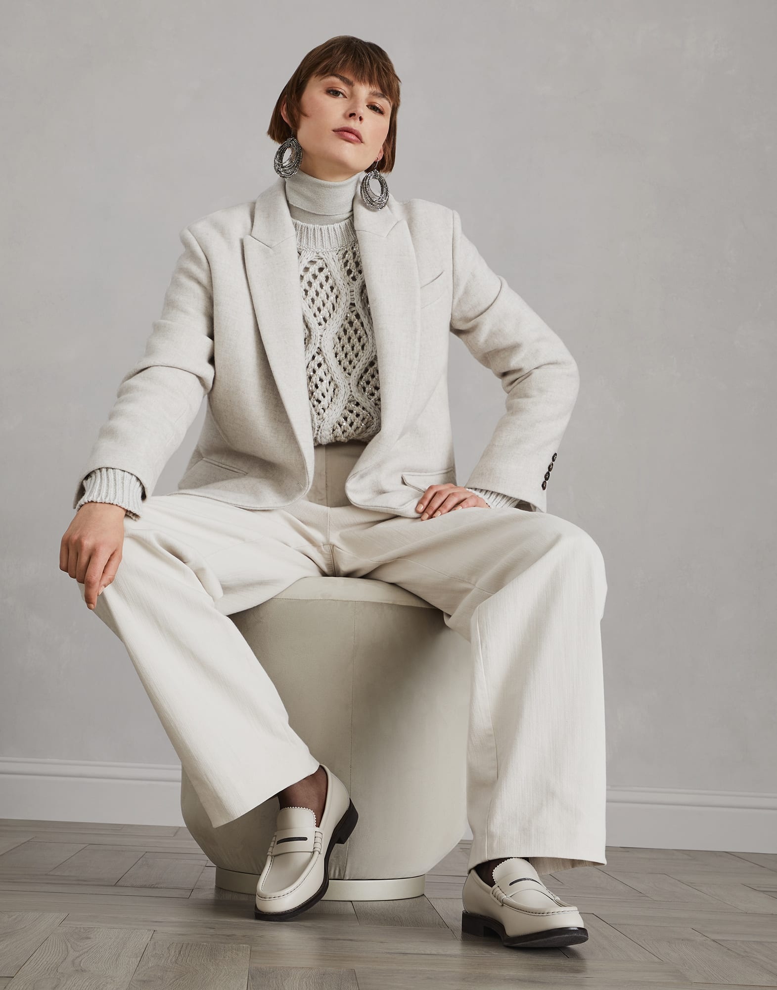 Matte calfskin penny loafers with shiny detail - 4