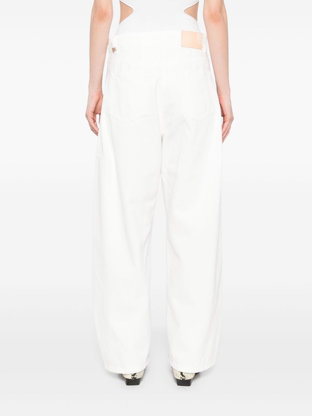 curved-fit jeans - 4