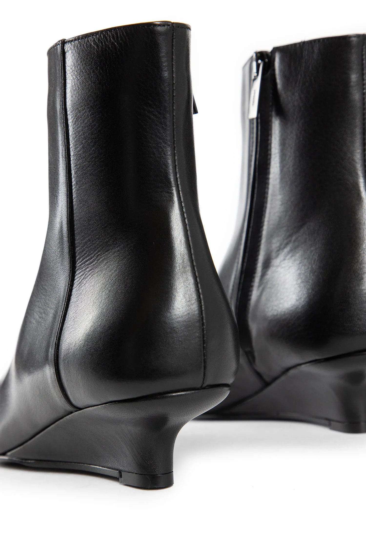 Sharp-Leather-Ankle-Boots - 6