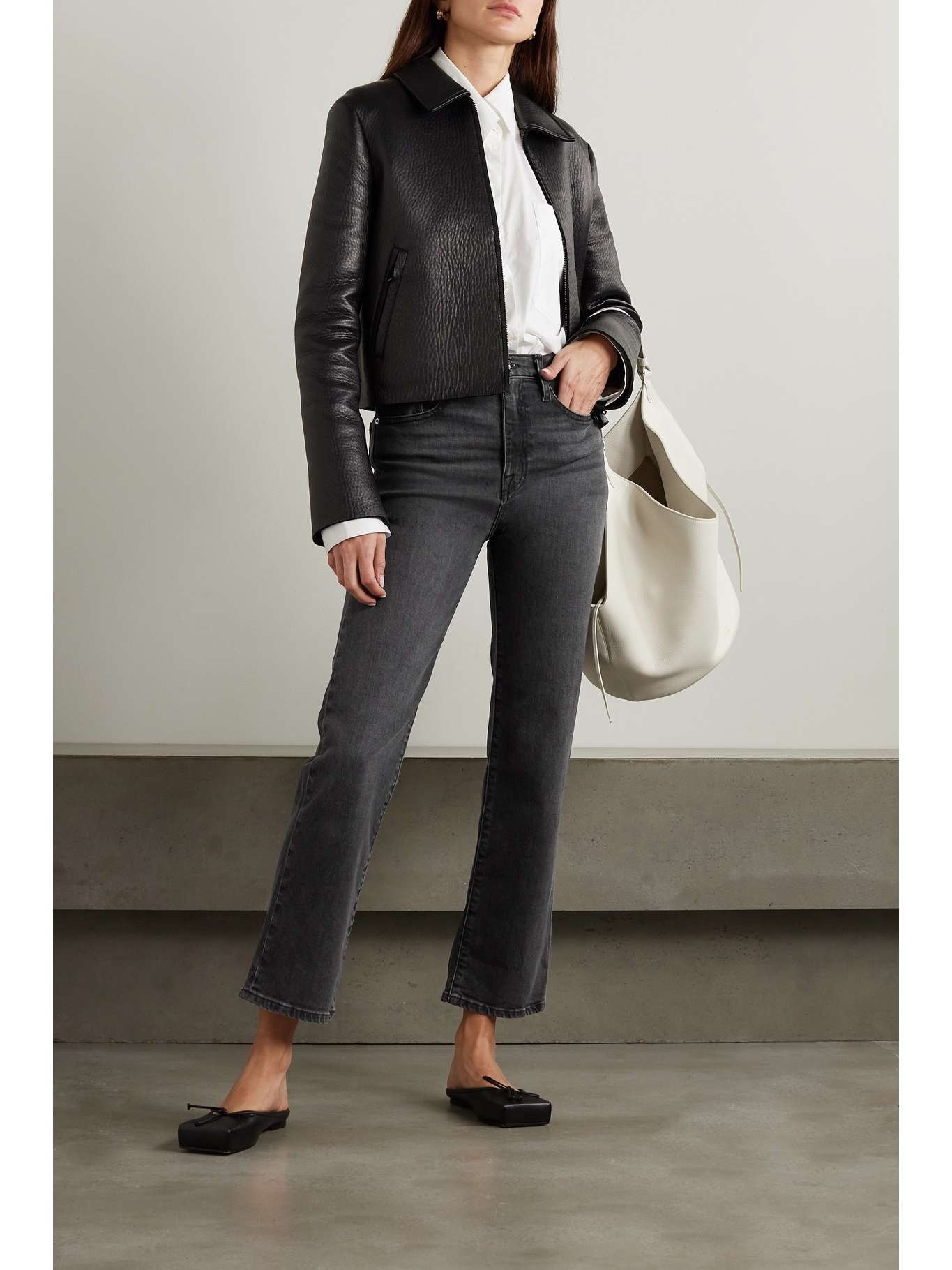 【FERRAGAMO】HANDBAG Shoulder Bags and Hobo Bags | Ferragamo US