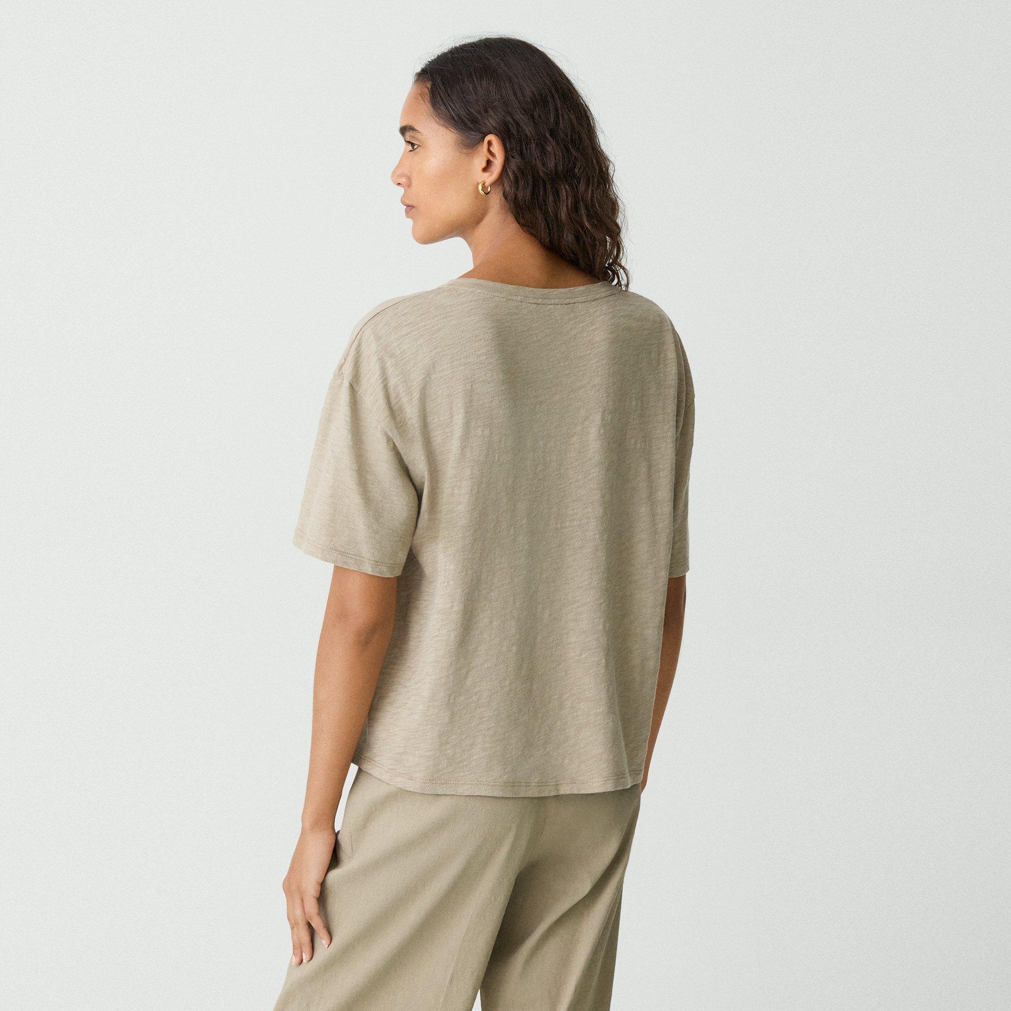 Relaxed V-Neck Tee in Cotton - 4