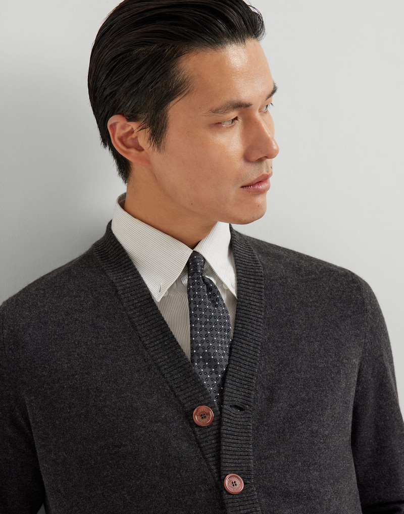 Cashmere cardigan 3