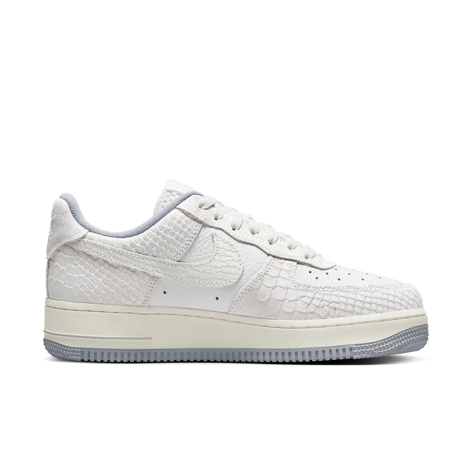 (WMNS) Nike Air Force 1 '07 'White Python' DX2678-100 - 2