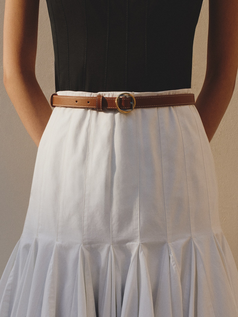JACQUEMUS The thin Salon belt outlook