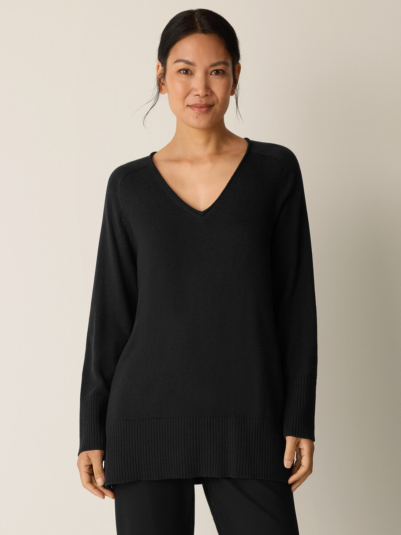Peruvian Cotton Blend V-Neck Top 3