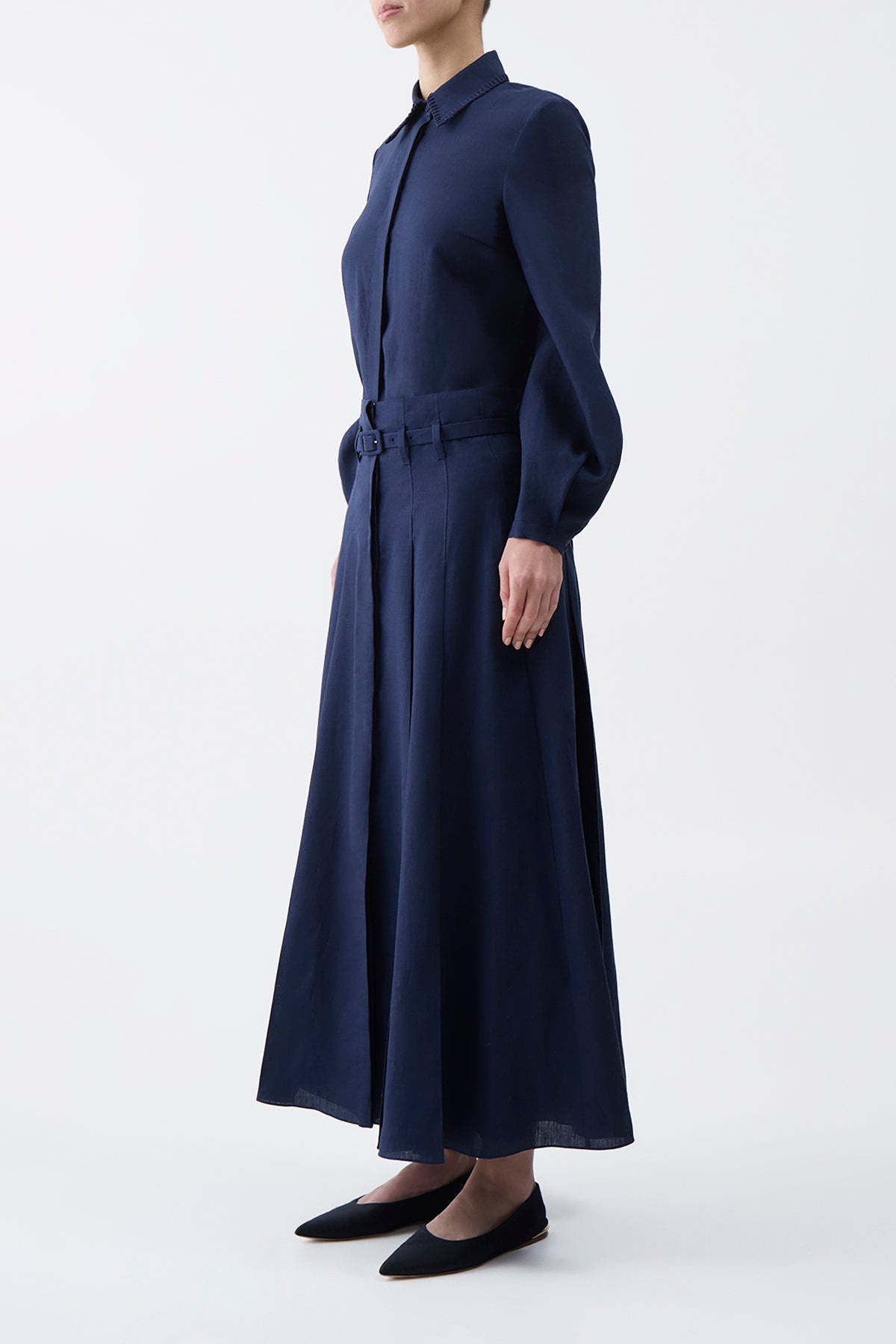 Dugald Pleated Skirt in Navy Aloe Linen - 3