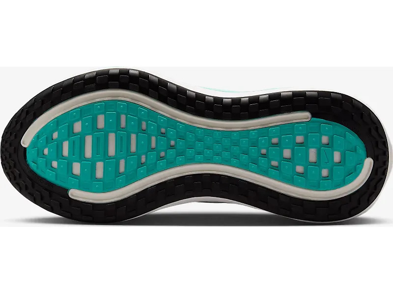 Nike Vomero Plus - 5