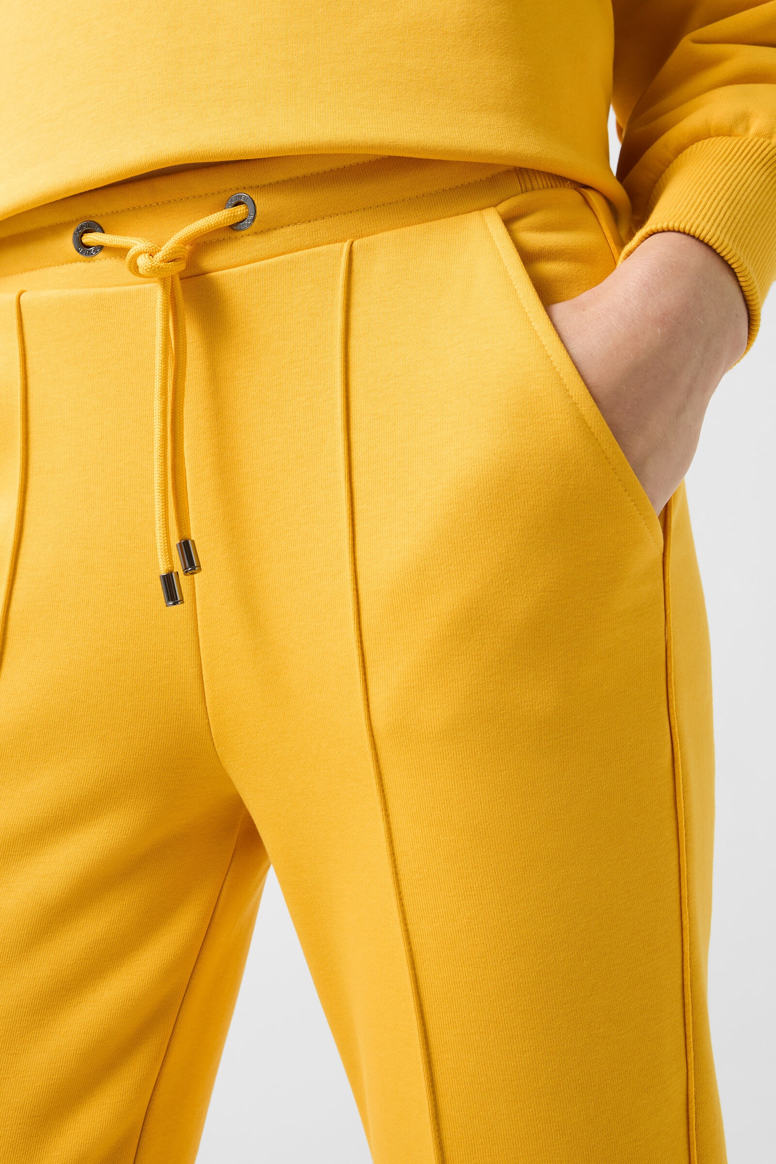 Carey Tracksuit pants in Mustard yellow - 5
