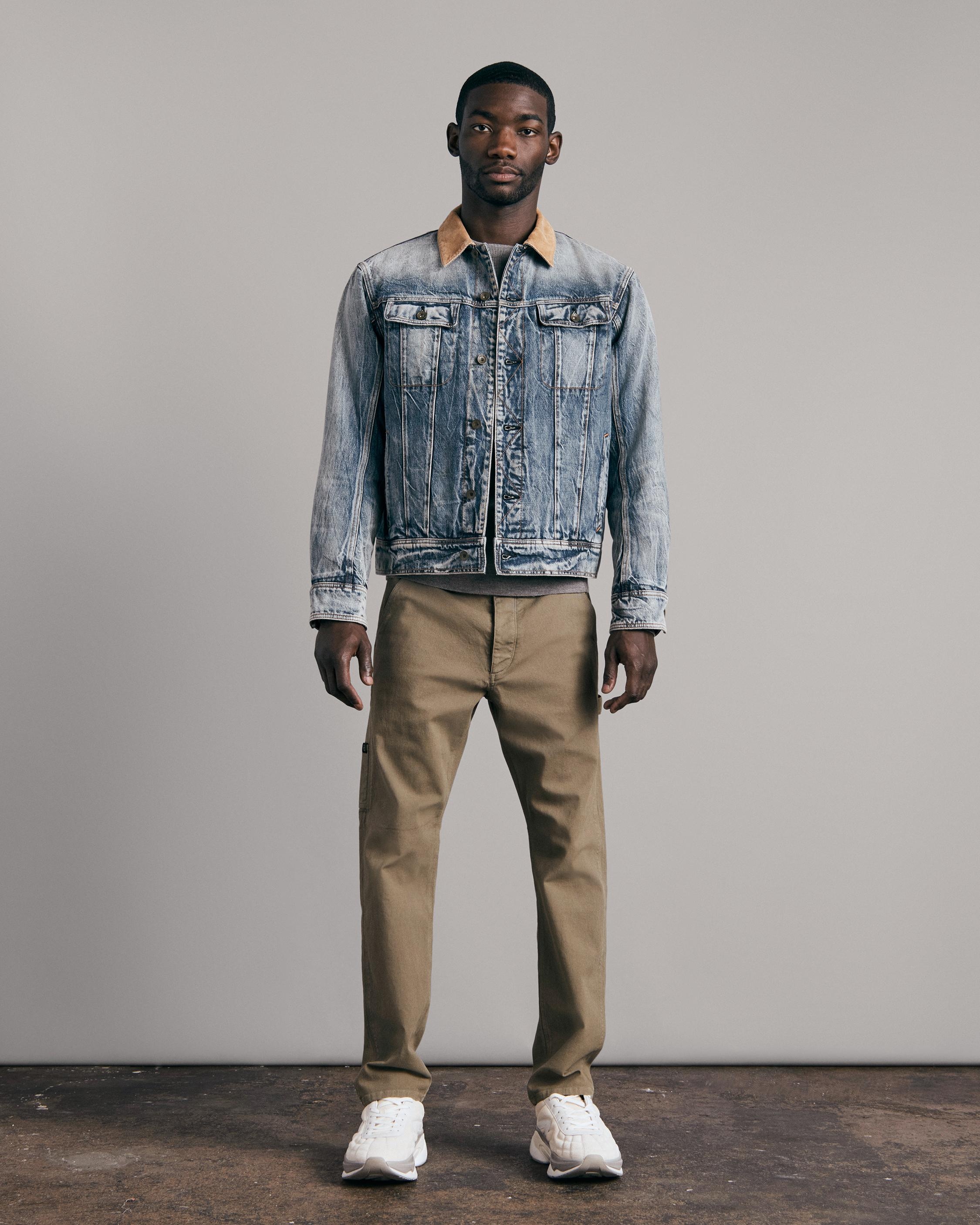 Eli Denim Trucker
Classic Fit Jacket - 2