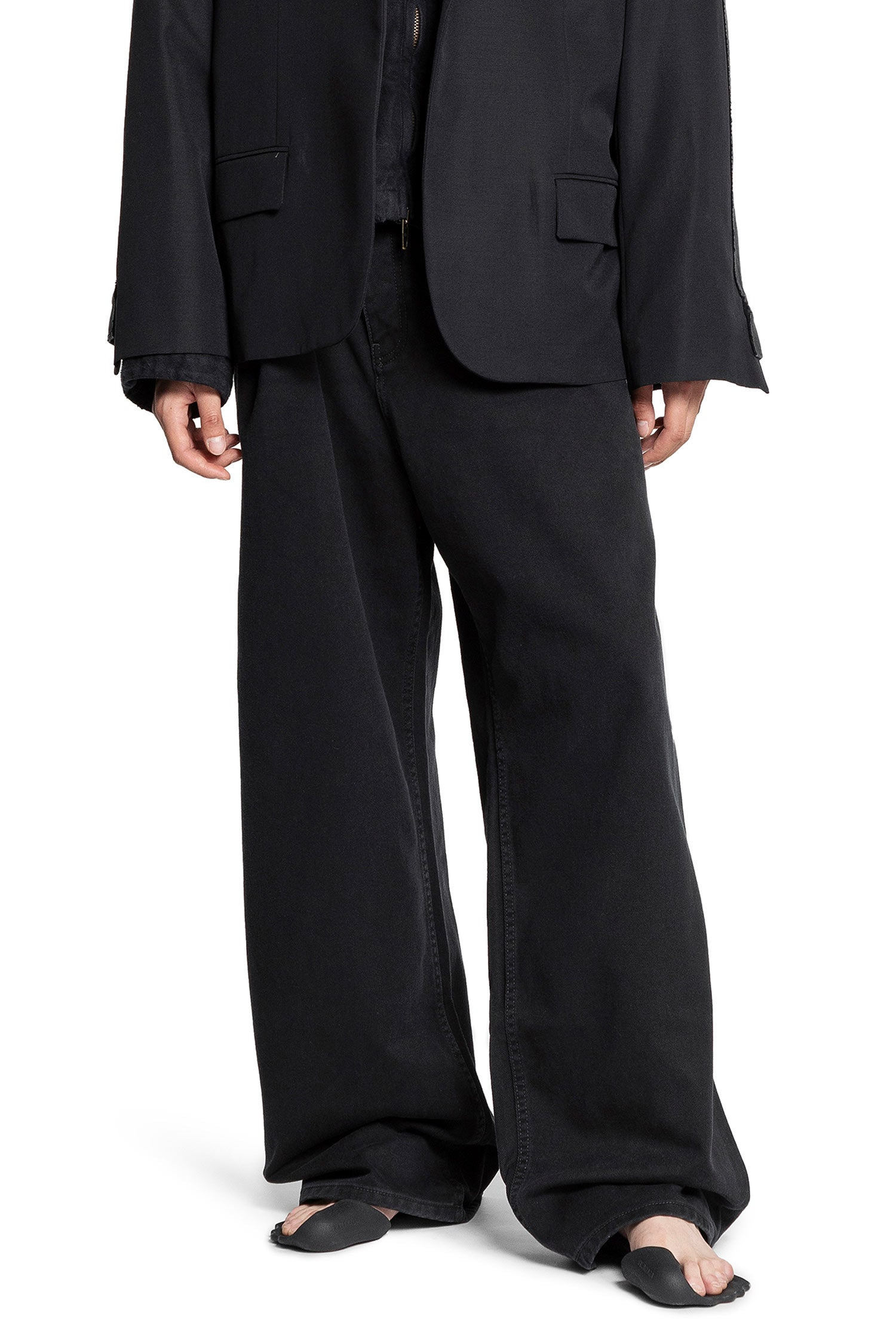 Baggy-Pants-In-Soft-Italian-Denim - 5