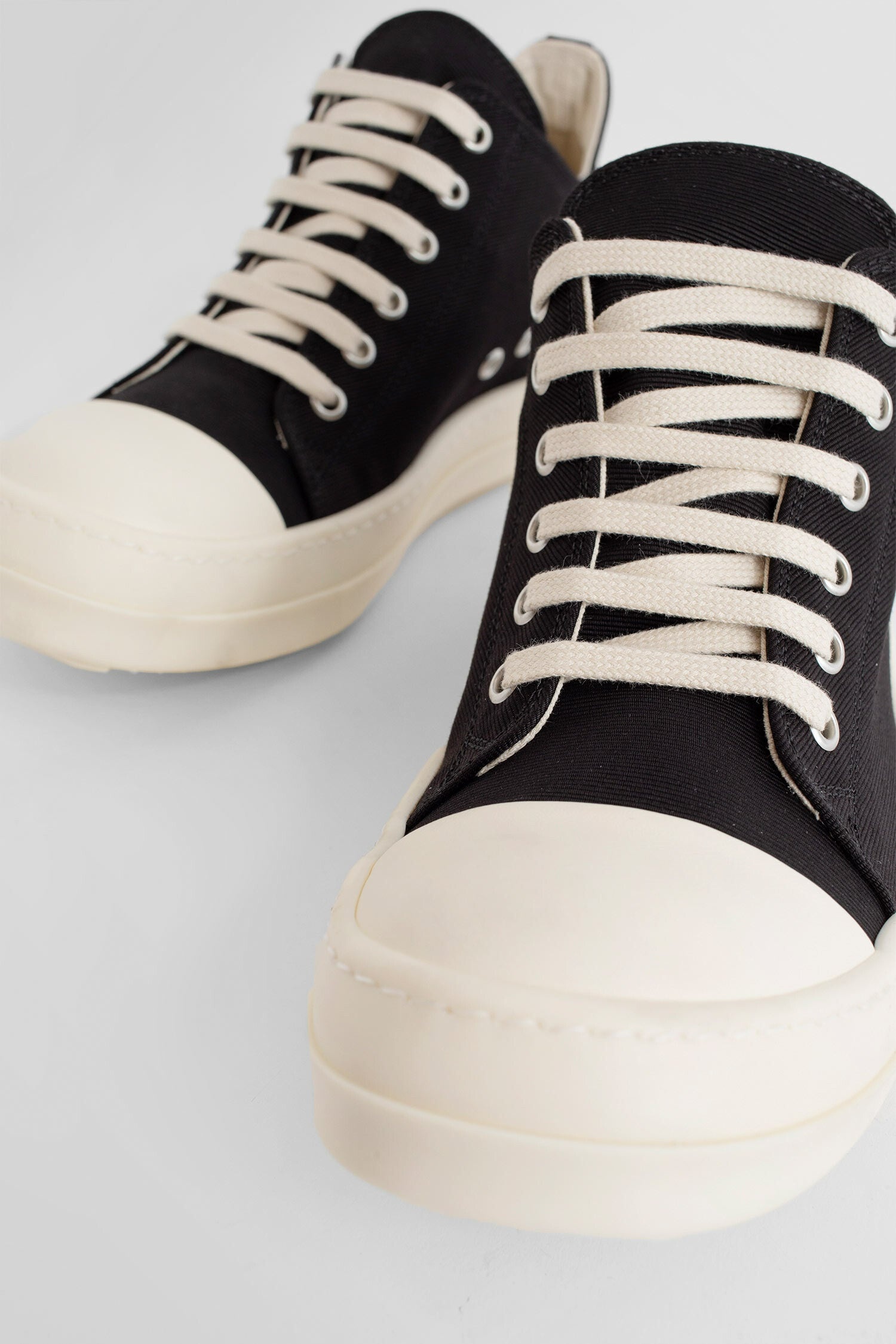 RICK OWENS WOMAN BLACK SNEAKERS - 6