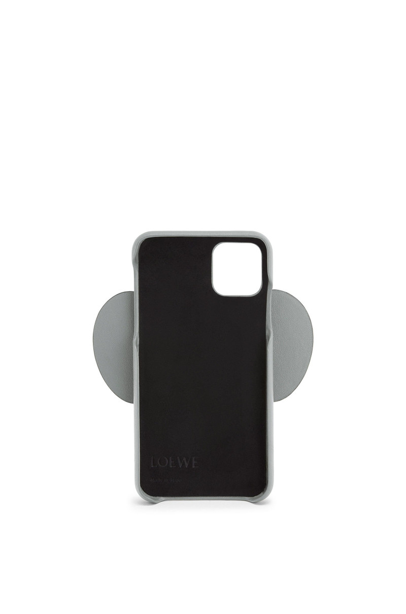 Elephant cover for iPhone 11 in pearlized calfskin 3