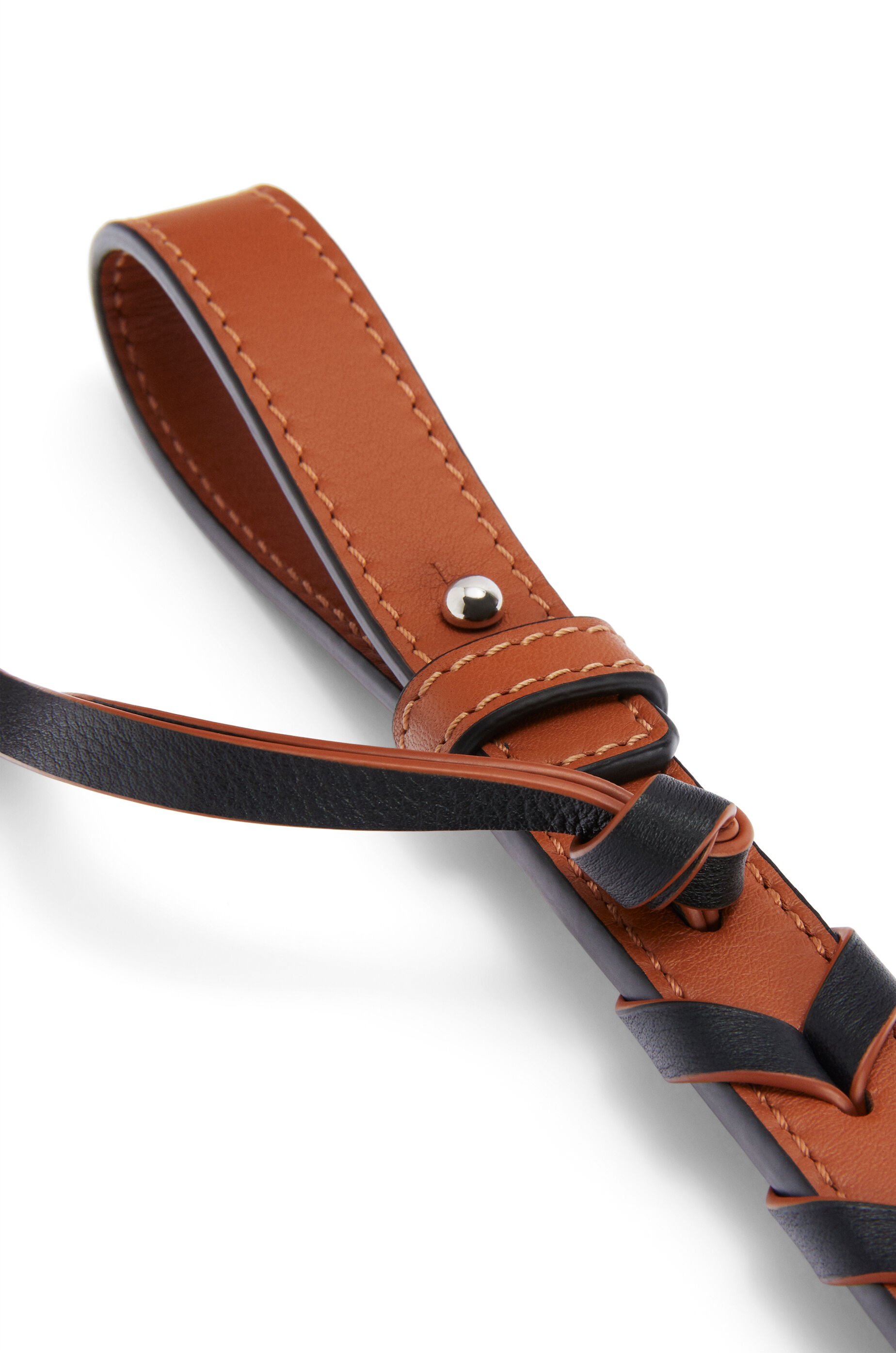 Short braided strap in classic calfskin - 3