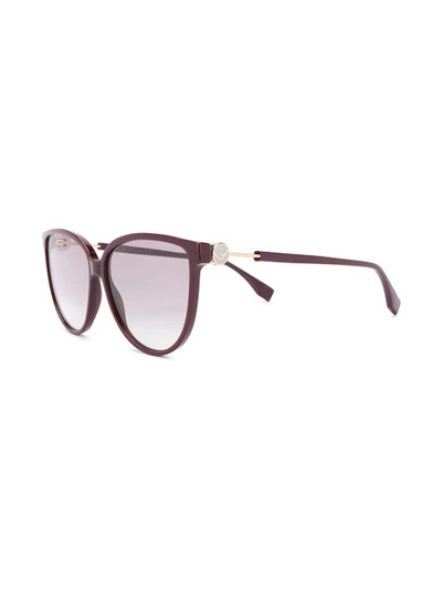 FENDI cat-eye frame sunglasses outlook