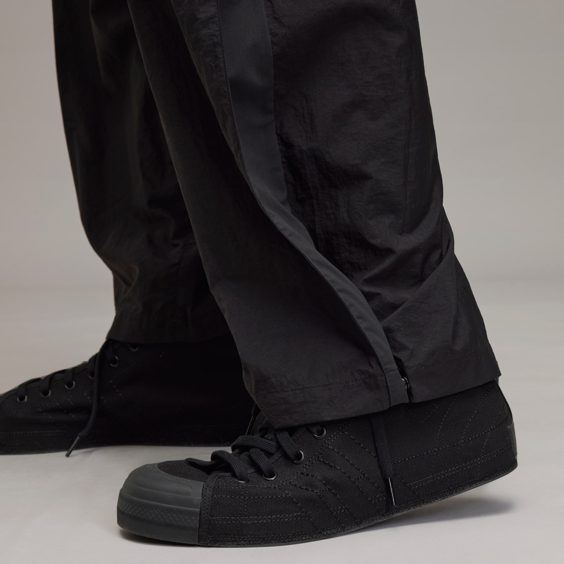 Y-3 Ultralight Nylon Pants - 7