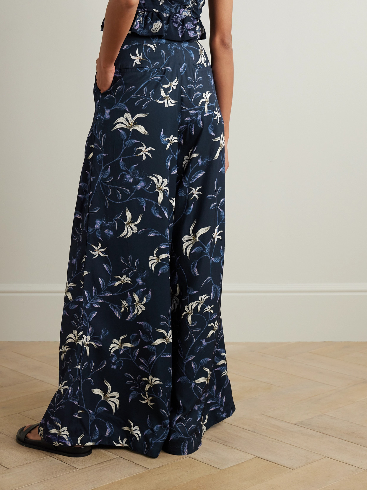 Piñon Café Floral-print Recycled-twill Wide-leg Pants - 3