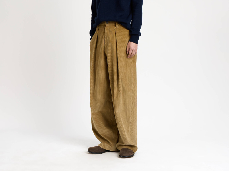 SINGLE PLEAT TROUSERS IN BISCUIT 4
