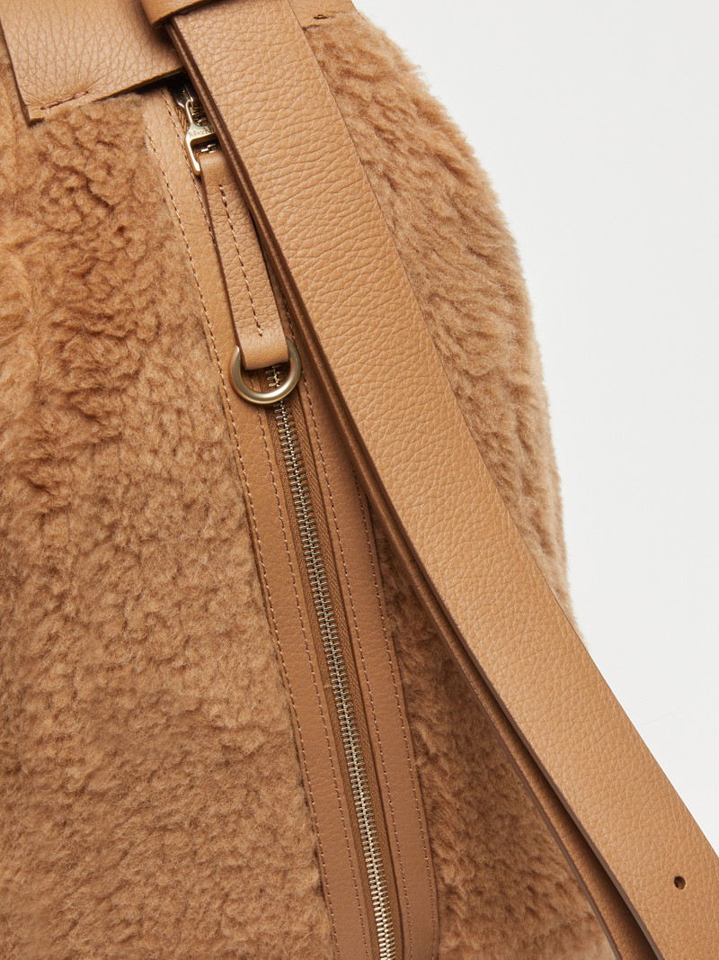 STREET6 Teddy fabric backpack 5