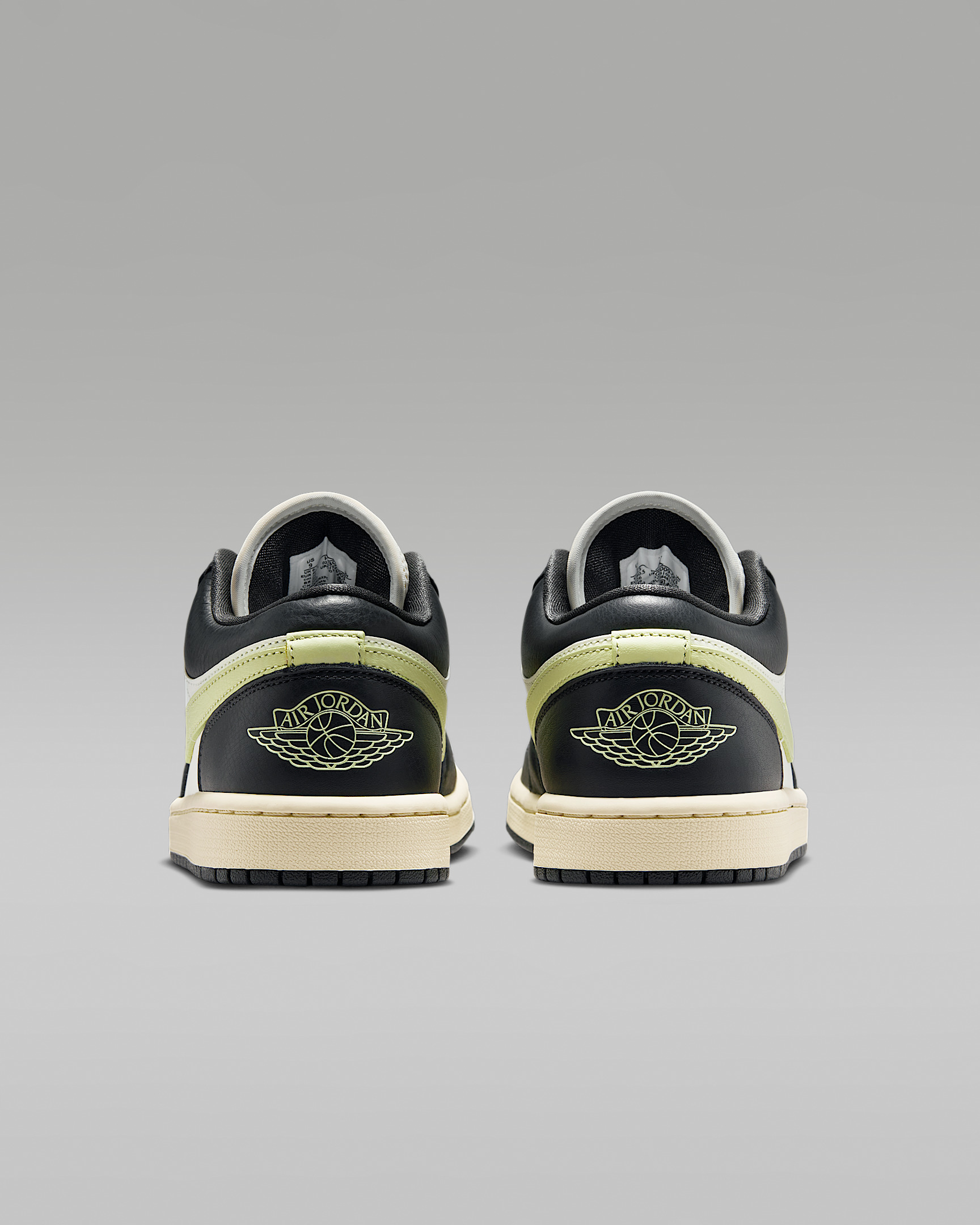 Air Jordan 1 Low SE Women's Shoes - 6