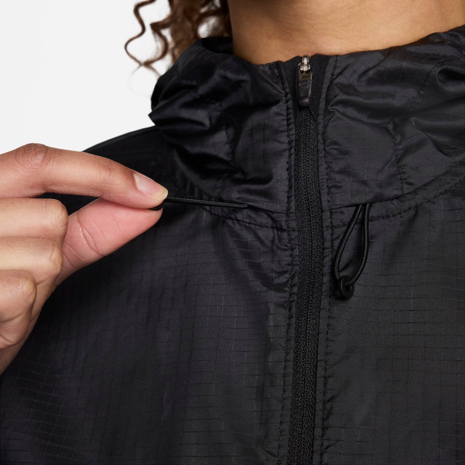 (WMNS) Nike Essential Jacket 'Black' CU3217-010 - 4