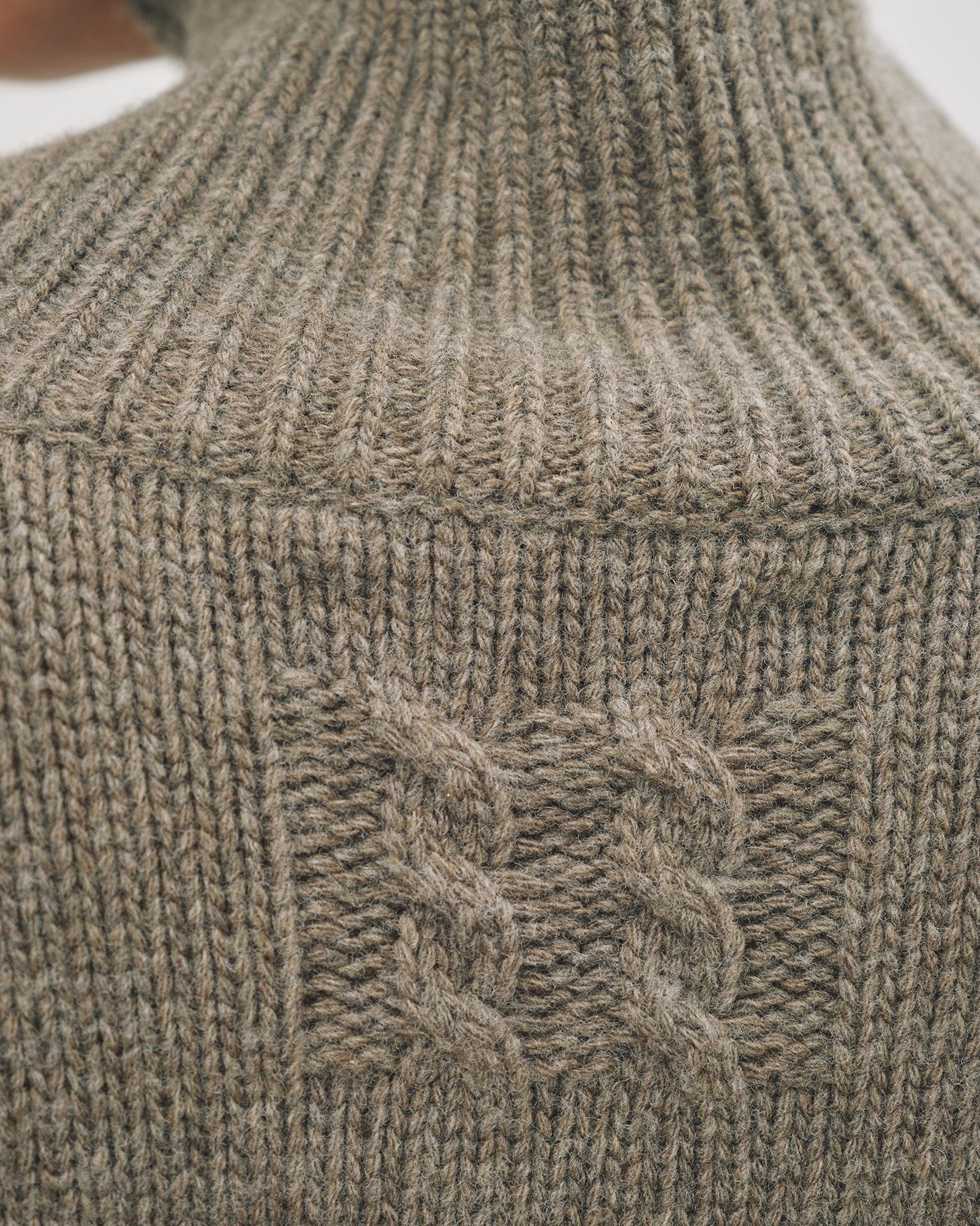 OMAIRA SWEATER - 5