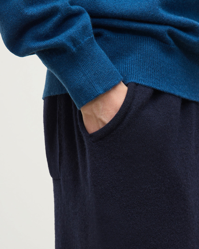 Lewis Dark Navy Tapered Cashmere Joggers 5