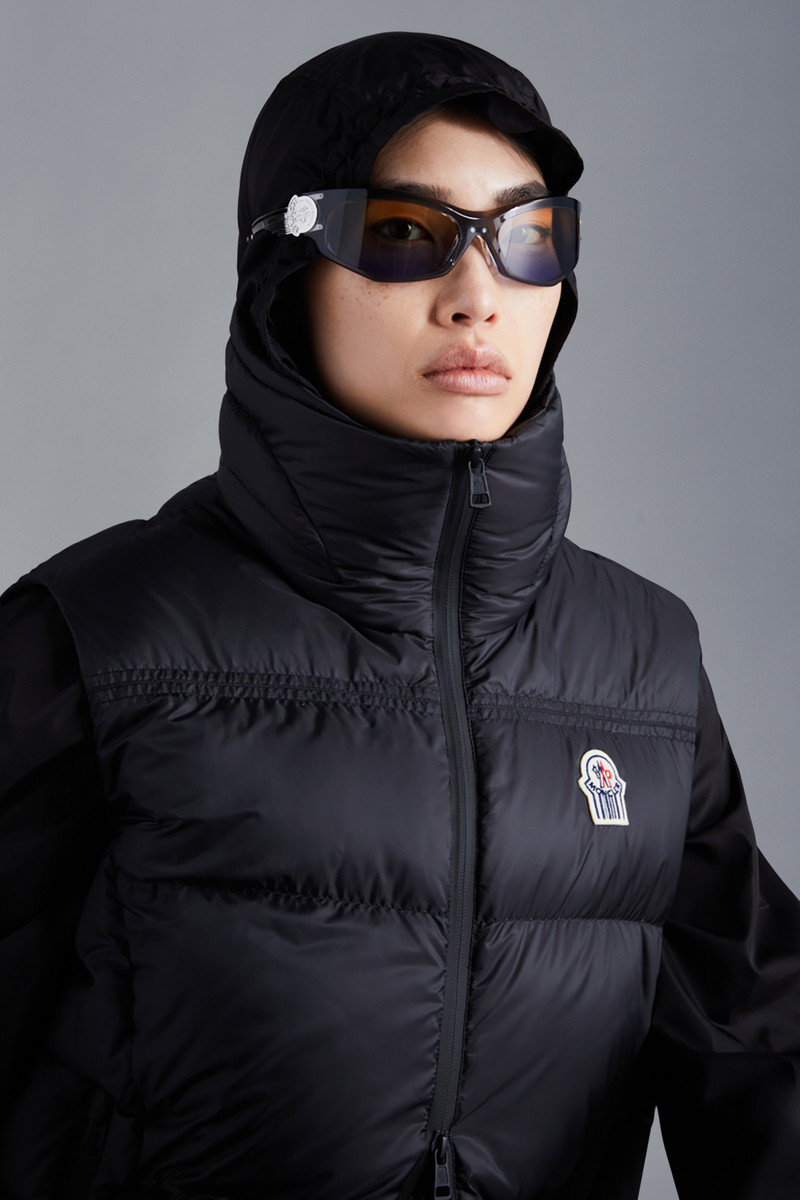 Moncler Swipe 1 Oval Sunglasses outlook